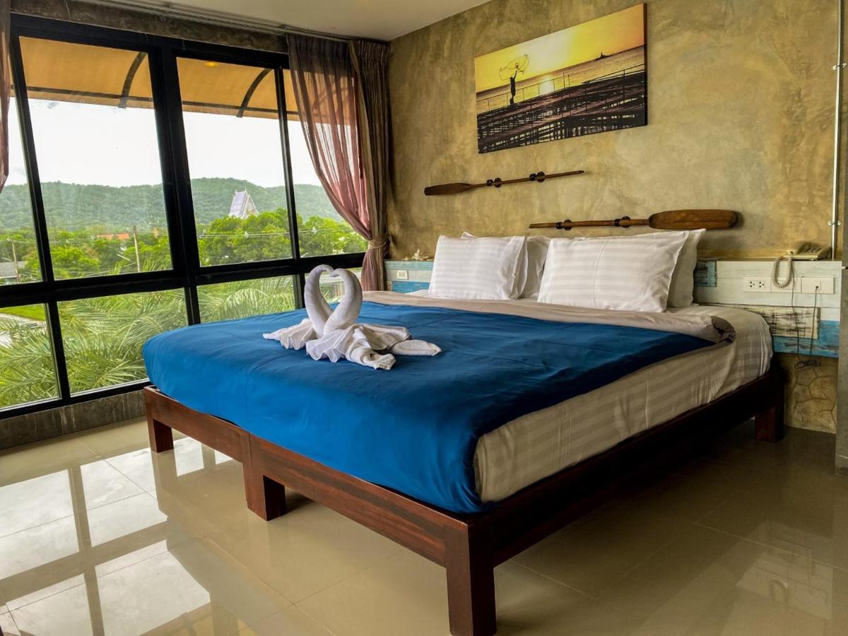 Windy Seaview Resort Chao Lao Beach Esterno foto