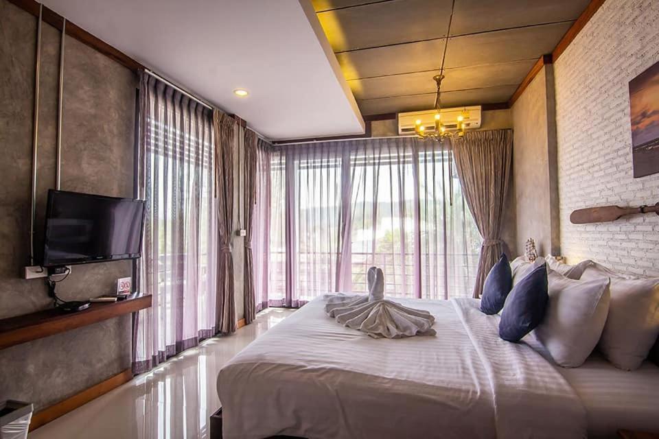 Windy Seaview Resort Chao Lao Beach Esterno foto